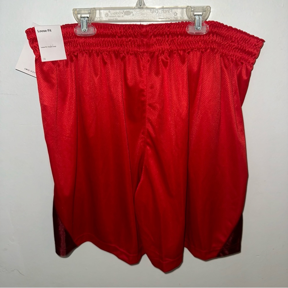 Women's Nike Loose Fit Dri- Fit FLY Basketball Red Shorts Sz XXL MSRP‎ $35 - Picture 2 of 7